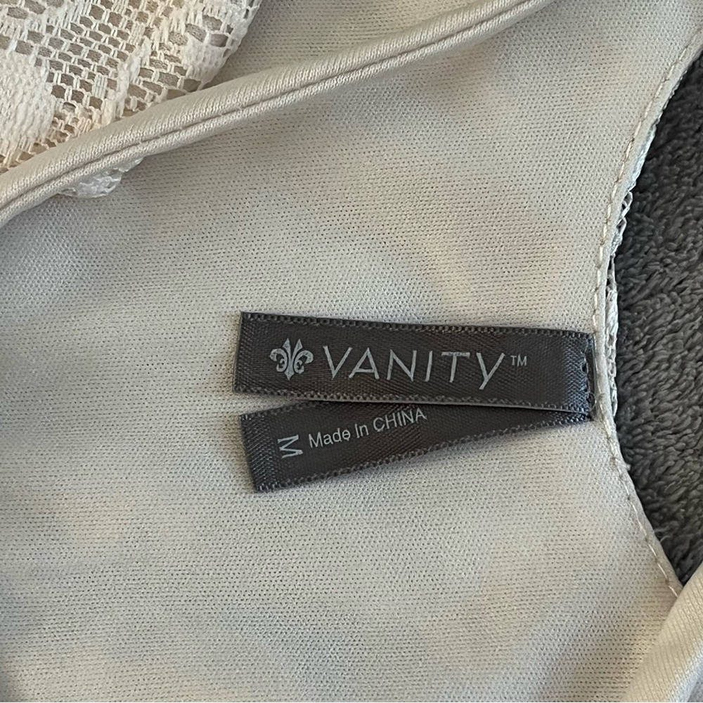 Vanity Cream Lace Shift Dress Size M - Picture 7 of 9
